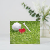 Carte Postale Boule de golf en forme de coeur d'amour et tee (Debout devant)