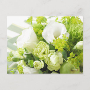 Carte Postale Bouquet de différentes fleurs blanches de saison