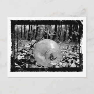 Carte postale Bouteille au sol