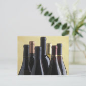 Carte Postale Bouteilles à vin (Debout devant)