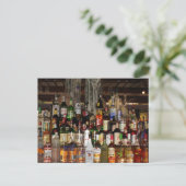 Carte Postale Bouteilles de Liquor (Debout devant)