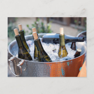 Carte Postale Bouteilles de vin sur glace