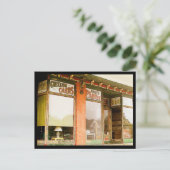 Carte Postale Boutique ancienne de printemps (Debout devant)