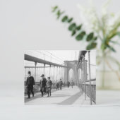 Carte Postale Brooklyn Bridge Pedestrians, 1909 (Debout devant)