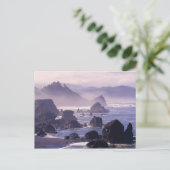 Carte Postale Brouillard matinal le long de la côte de l'Oregon  (Debout devant)