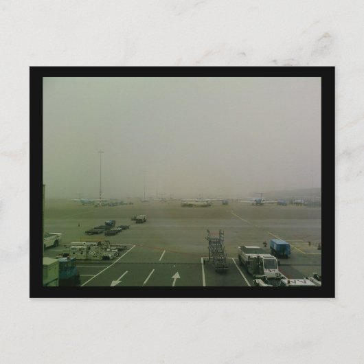 Carte Postale Brume à l'aéroport d'Amsterdam Schiphol (Devant)