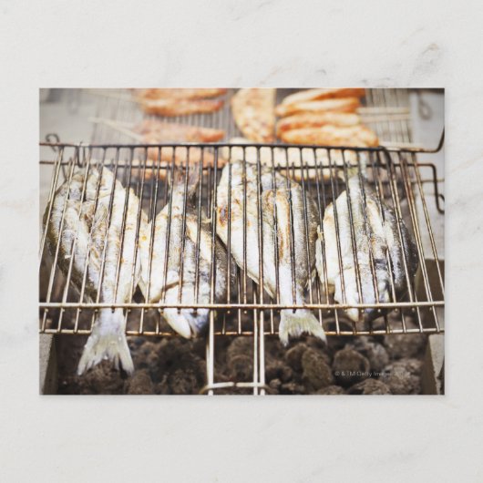 Carte Postale Brumes de mer sur barbecue grill. (Devant)