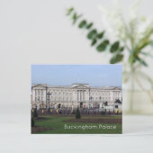 Carte postale Buckingham Palace (Debout devant)