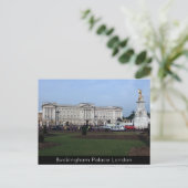 Carte postale Buckingham Palace (Debout devant)