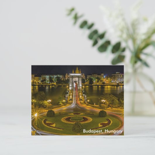 Carte Postale Budapest, Hongrie (Debout devant)