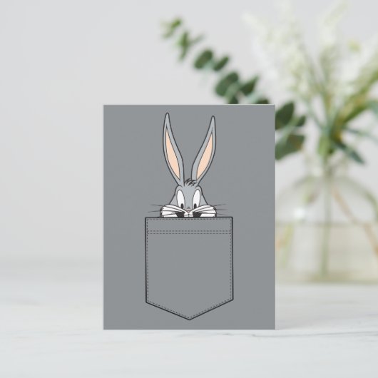 Carte Postale BUGS BUNNY™ Sortir De Poche (Debout devant)