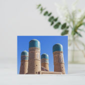 Carte Postale Bukhara, Ouzbékistan - Chor Mineur Madrassah (Debout devant)