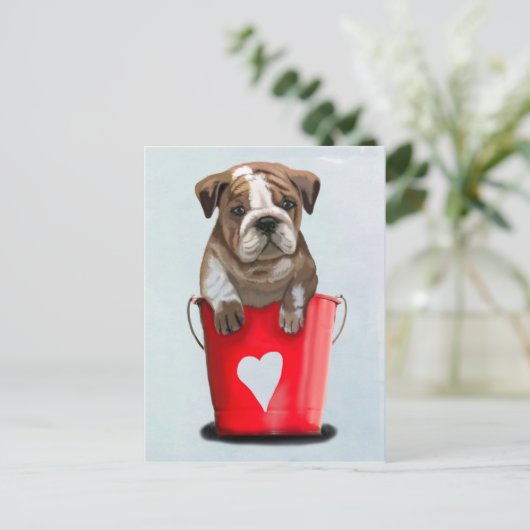 Carte Postale Bulldog Bucket Of Love Red 2 (Debout devant)