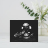 CARTE POSTALE BULLE LUMINEUSE GRAVE B&W (Debout devant)