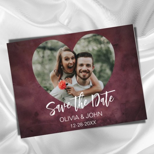 Carte Postale Burgundy Couple's Photo in Heart Frame Mariage