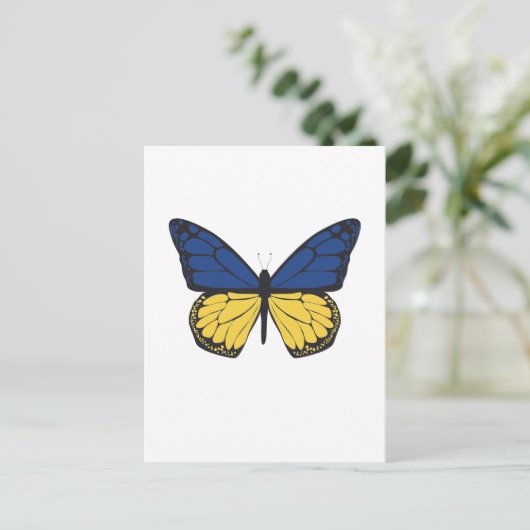 Carte Postale butterfly in ukrainicolors (Debout devant)