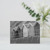 Carte Postale "Cabanes côtières" (Debout devant)