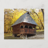 Carte Postale Cabine roumain rustique en bois en automne (Devant)