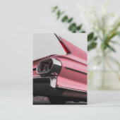 Carte Postale Cadillac rose classique (Debout devant)