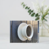 Carte Postale Café dans une tasse blanche (Debout devant)