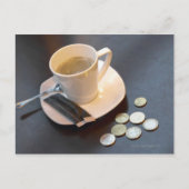 Carte Postale Café et argent sur une table (Devant)
