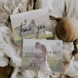 Carte Postale Calligraphie lunaire | Merci photo défraîchi<br><div class="desc">Ces calligraphie fanée carte postale est parfaite pour un mariage moderne. Le design est caractérisé par une typographie élégante mais rustique avec deux de vos photos, une sur le devant et une sur le dos. Personnalisez le dos de la carte postale avec vos noms, votre adresse de retour et un...</div>