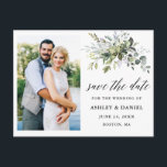 Carte Postale Calligraphie verte Enregistrer la photo Date<br><div class="desc">Calligraphie moderne Script Elégant Aquarelle Botanique Verdure Mariage Faire-part Photo Enregistrer La Date Carte postale comprend des feuilles d'eucalyptus,  un feuillage botanique vert,  des feuilles bleus poussiéreux et d'autres belles verdure botanique.</div>