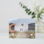 Carte Postale Caméra Crayon Vs - Amateurs (Debout devant)