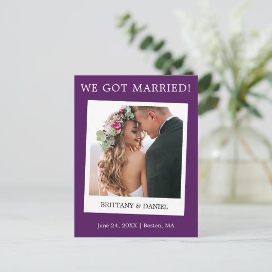 Carte Postale Caméra instantanée Mariage photo Faire-part violet (Debout devant)