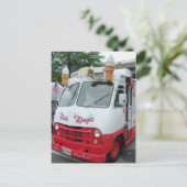 Carte Postale Camion de crème glacée (Debout devant)