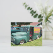 Carte Postale Camion de pain (Debout devant)