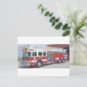 Carte Postale camion de pompiers (Debout devant)