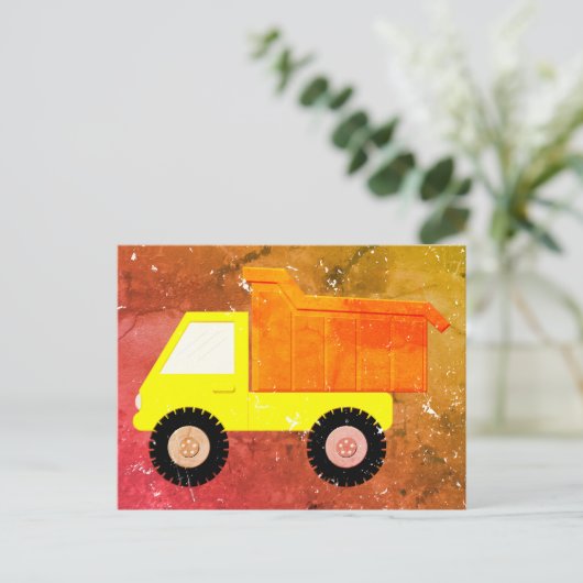 Carte Postale Camion Jaune Distressed (Debout devant)