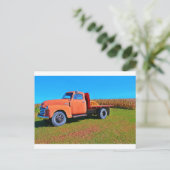 Carte Postale Camion vintage (Debout devant)
