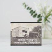 Carte Postale Camping Hillbilly, (Debout devant)