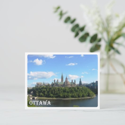 Carte Postale Canada - Ottawa - (Debout devant)