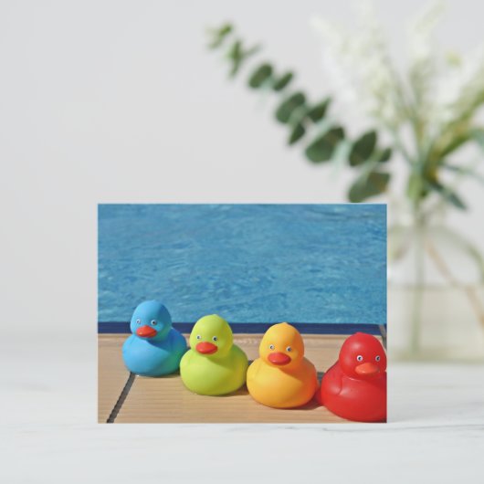 Carte Postale Canards en caoutchouc colorés (Debout devant)