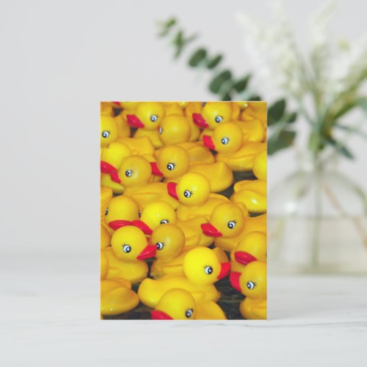 Carte Postale Canards en caoutchouc jaune mignon (Debout devant)