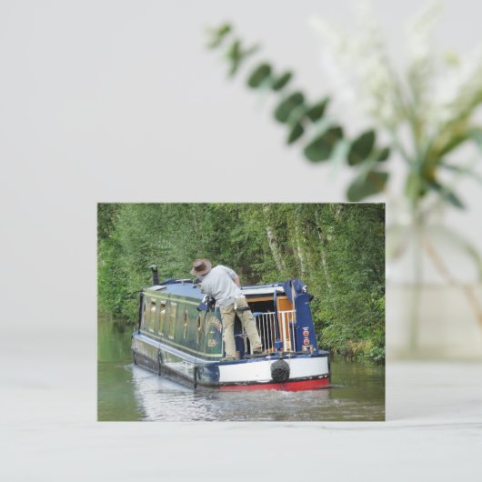 CARTE POSTALE CANAUX (Debout devant)