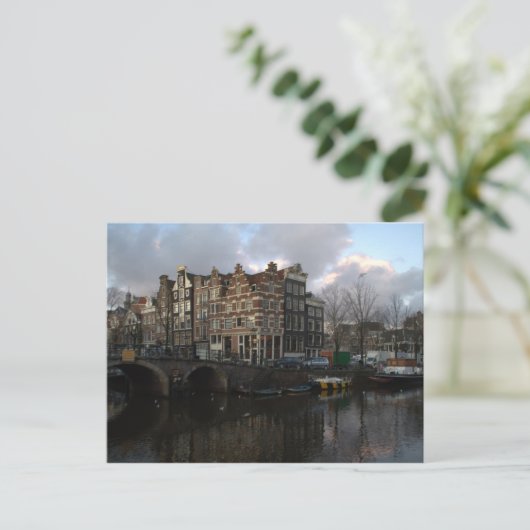 Carte Postale Canaux à Amsterdam (Debout devant)