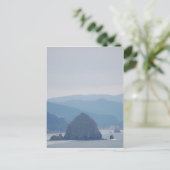 Carte Postale Cannon Beach Haystack dans la brume (Debout devant)