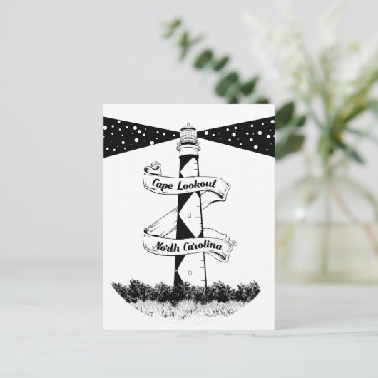 Carte Postale Cape Lookout Lighthouse noir et blanc (Debout devant)