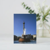 Carte Postale Carré Trafalgar de colonne de Nelson (Debout devant)