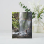 Carte Postale cascade (Debout devant)