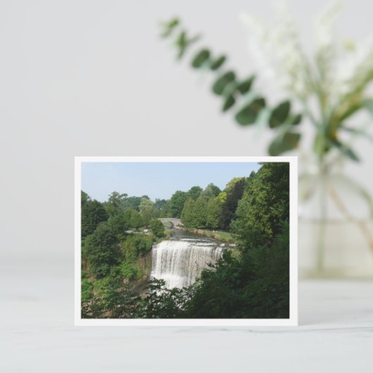 Carte Postale Cascade (Debout devant)