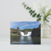 Carte Postale Cascade islandaise (Debout devant)