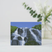 Carte Postale Cascade, Portree, Île de Skye, Highlands, (Debout devant)