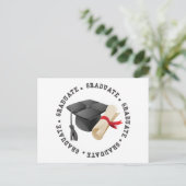 Carte postale Casquette et diplôme (Debout devant)