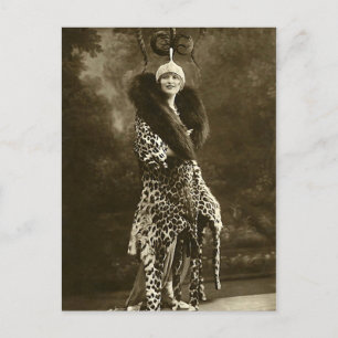 Carte Postale Casquette et manteau épouvantable