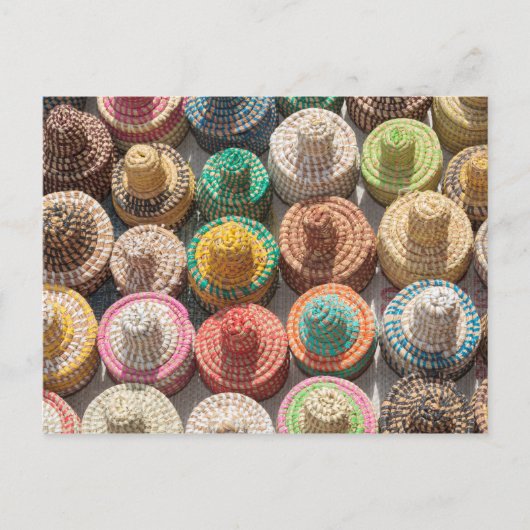 Carte Postale Casquettes tissés colorés (Devant)